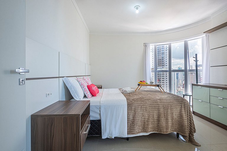 BLOC281- 3 Suítes c/ Lazer + Vista Incrível do 28º