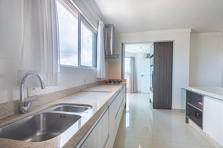 BLOC281- 3 Suítes c/ Lazer + Vista Incrível do 28º