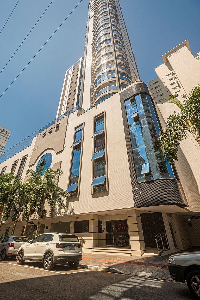 BLOC281- 3 Suítes c/ Lazer + Vista Incrível do 28º