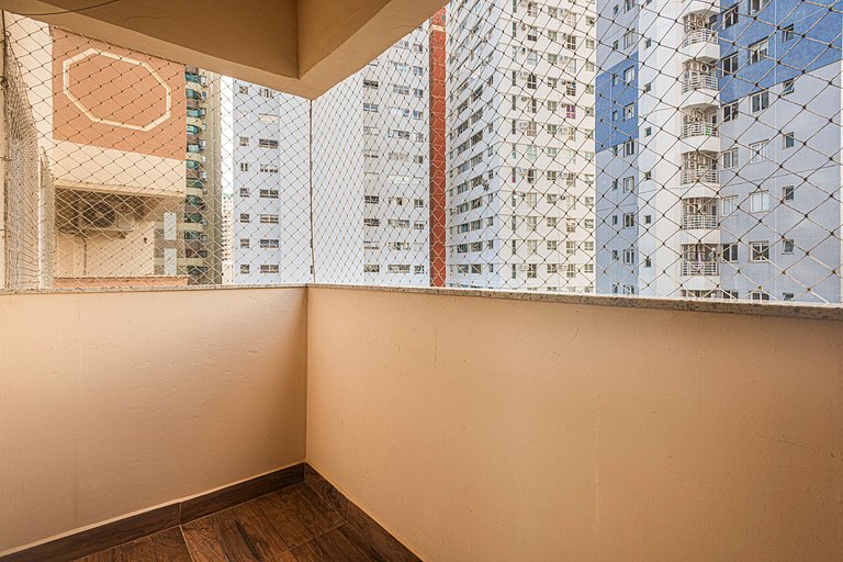 MCGL065 Localização ideal ao lado da praia com 2Q