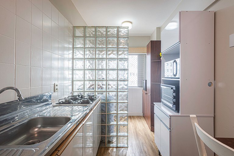 MCGL065 Localização ideal ao lado da praia com 2Q