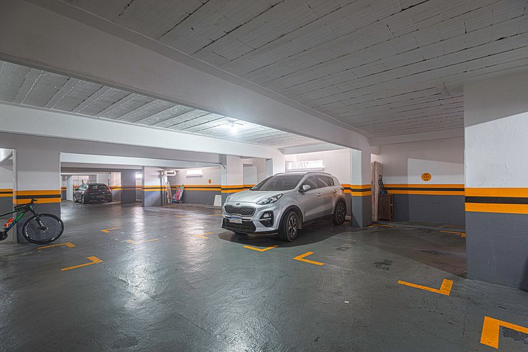 MCGL065 Localização ideal ao lado da praia com 2Q