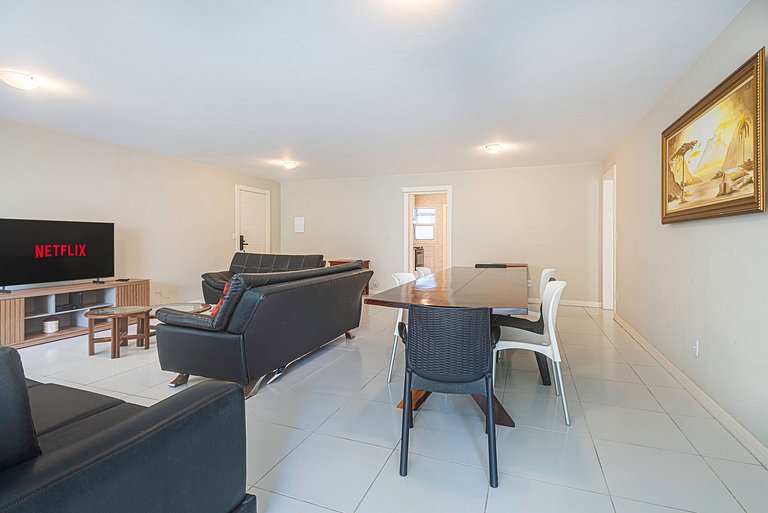 VTRG011 Ap c/ 4Q e áreas externas no coração de BC