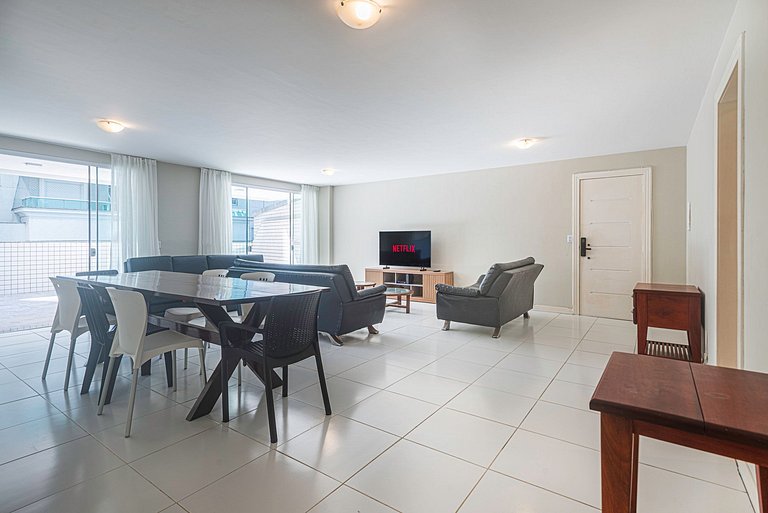 VTRG011 Ap c/ 4Q e áreas externas no coração de BC