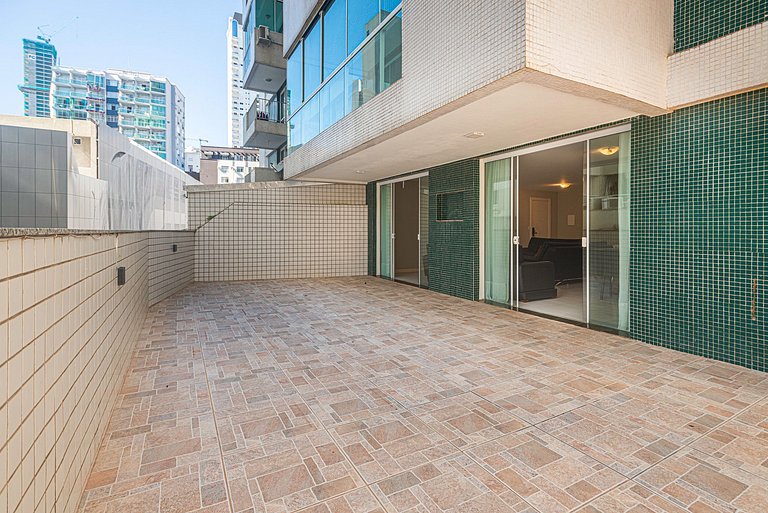 VTRG011 Ap c/ 4Q e áreas externas no coração de BC