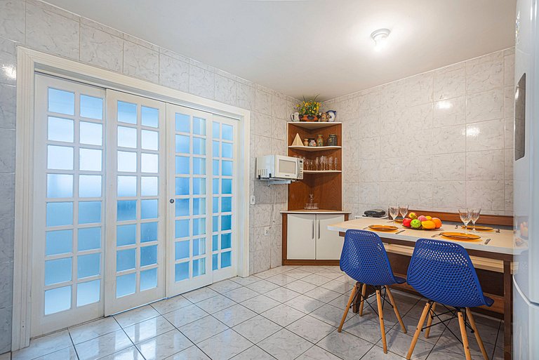 VTRG011 Ap c/ 4Q e áreas externas no coração de BC