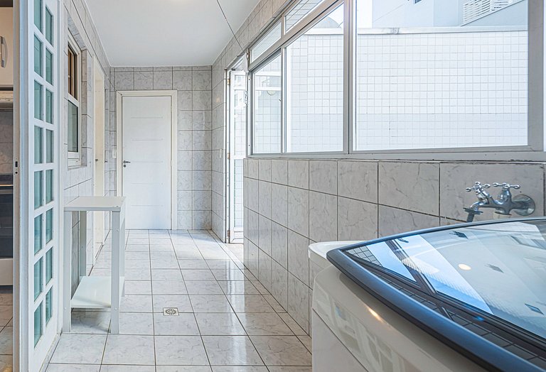 VTRG011 Ap c/ 4Q e áreas externas no coração de BC