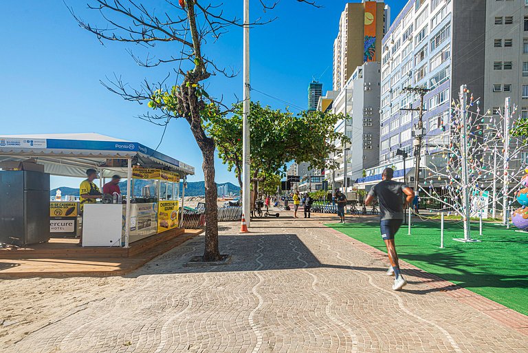 VTRG011 Ap c/ 4Q e áreas externas no coração de BC