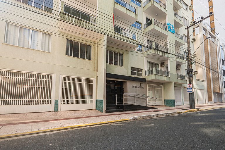STNA032 Top localização ao lado da praia c/ 3Q+3WC
