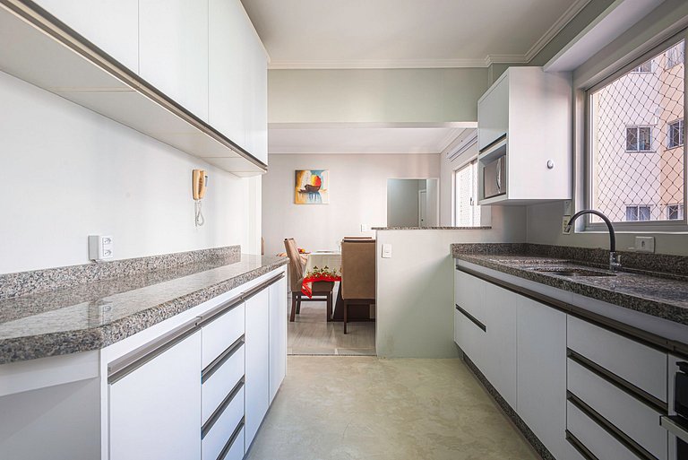 MRCL056 Apê 3 suítes na localização perfeita de BC