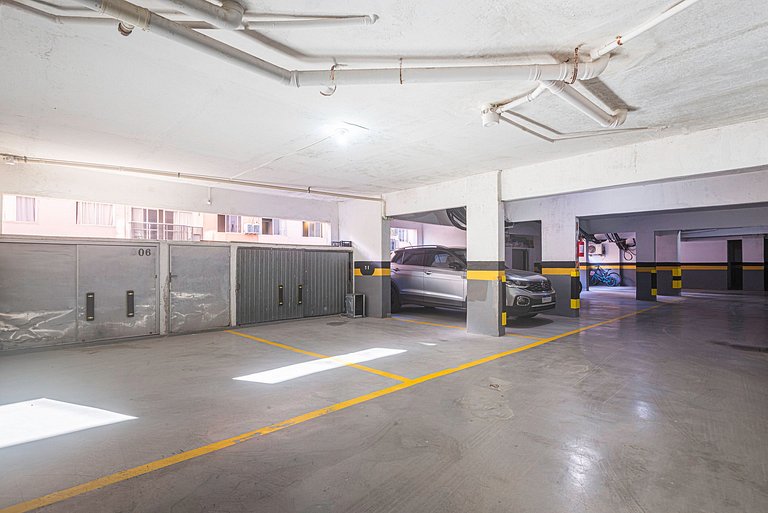 MRCL056 Apê 3 suítes na localização perfeita de BC