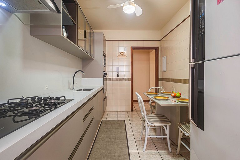 CMMR101 Av Brasil, 100m praia | 3 Quartos, 2 Vagas