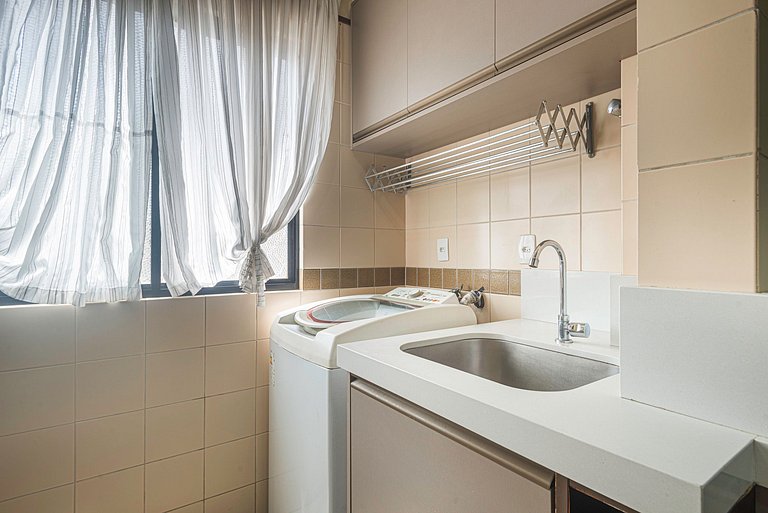 CMMR101 Av Brasil, 100m praia | 3 Quartos, 2 Vagas