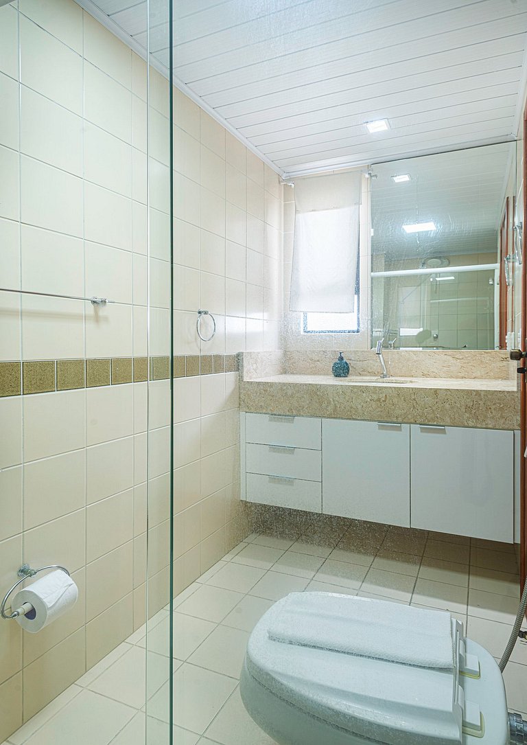 CMMR101 Av Brasil, 100m praia | 3 Quartos, 2 Vagas