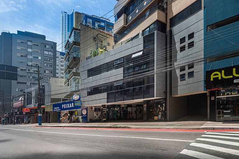 CMMR101 Av Brasil, 100m praia | 3 Quartos, 2 Vagas