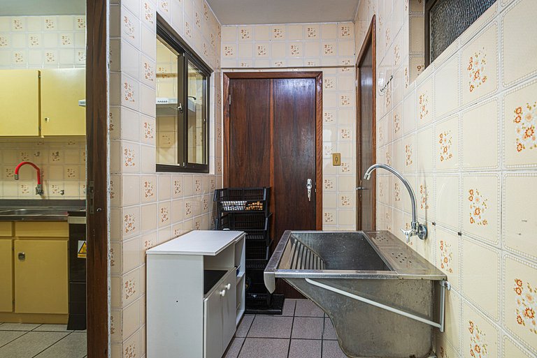 ITNC033 Amplo apê beira-mar com piscina, 3qt + 3WC