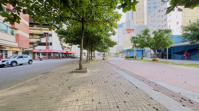 PSDS085 - Ap climatizado c/ 2Qtos no coração de BC
