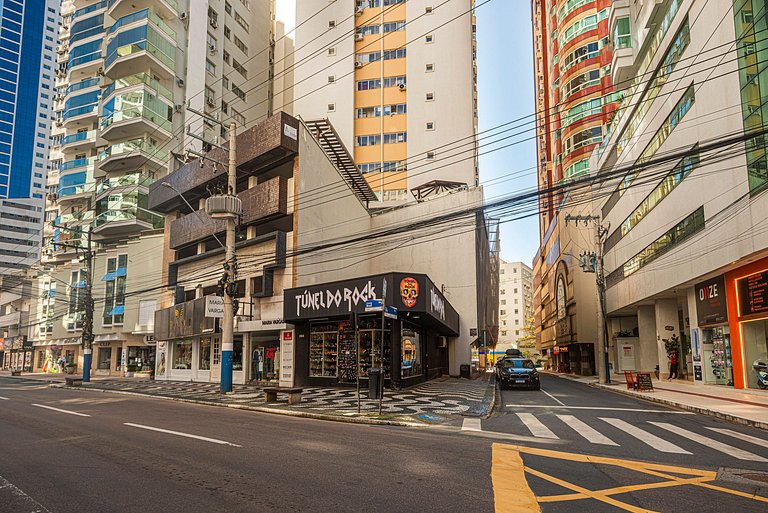 PSDS085 - Ap climatizado c/ 2Qtos no coração de BC